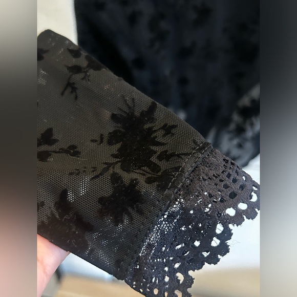 NWT Free people Lace Long sleeve Body suit - Picture 13 of 13